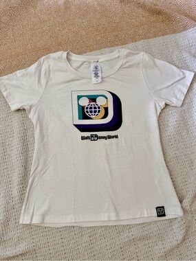 Official Retro Inspired Walt Disney World Women's Fitted Tee New Dead Stock